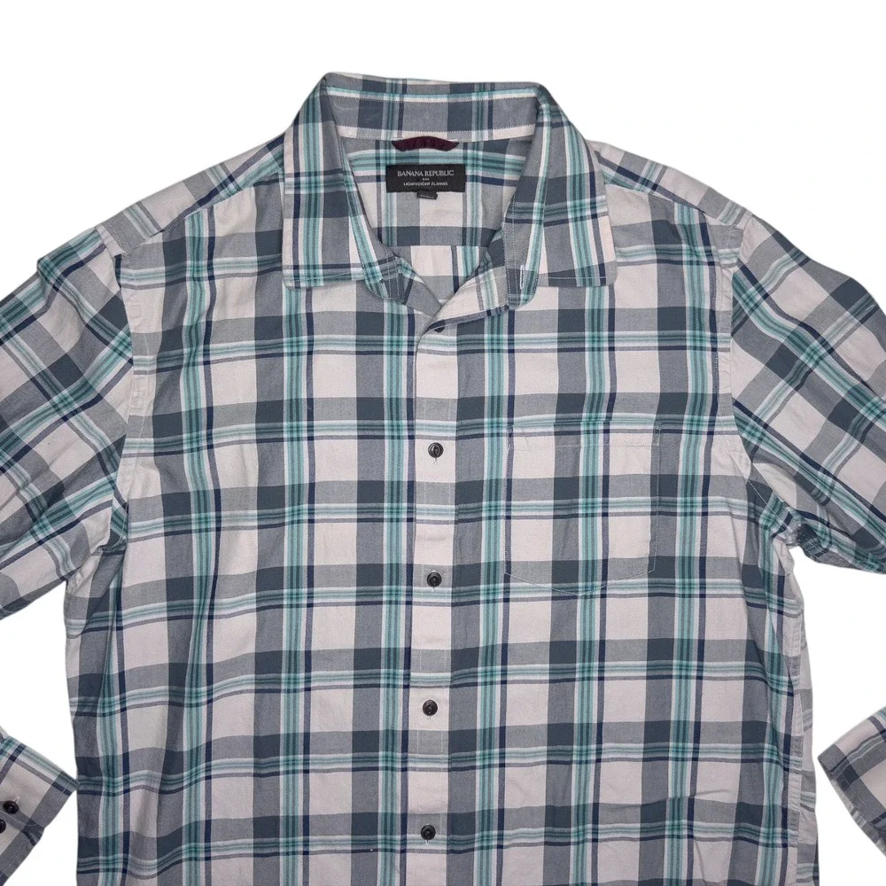 Banana Republic Men's Large Lightweight Flannel Shirt White‎ Gray Blue Plaid